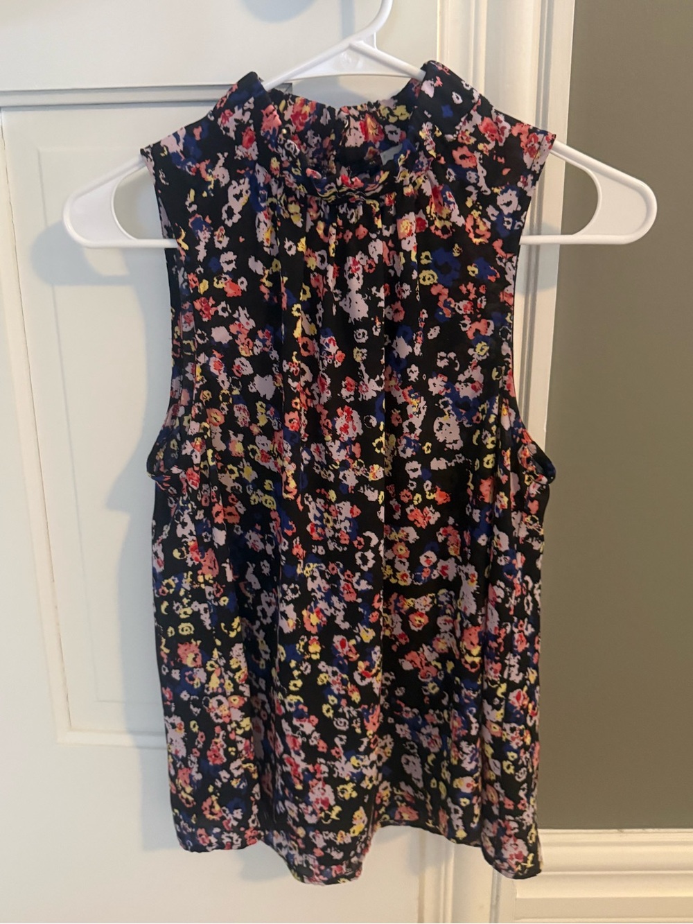 Evereve Floral Sleeveless Top